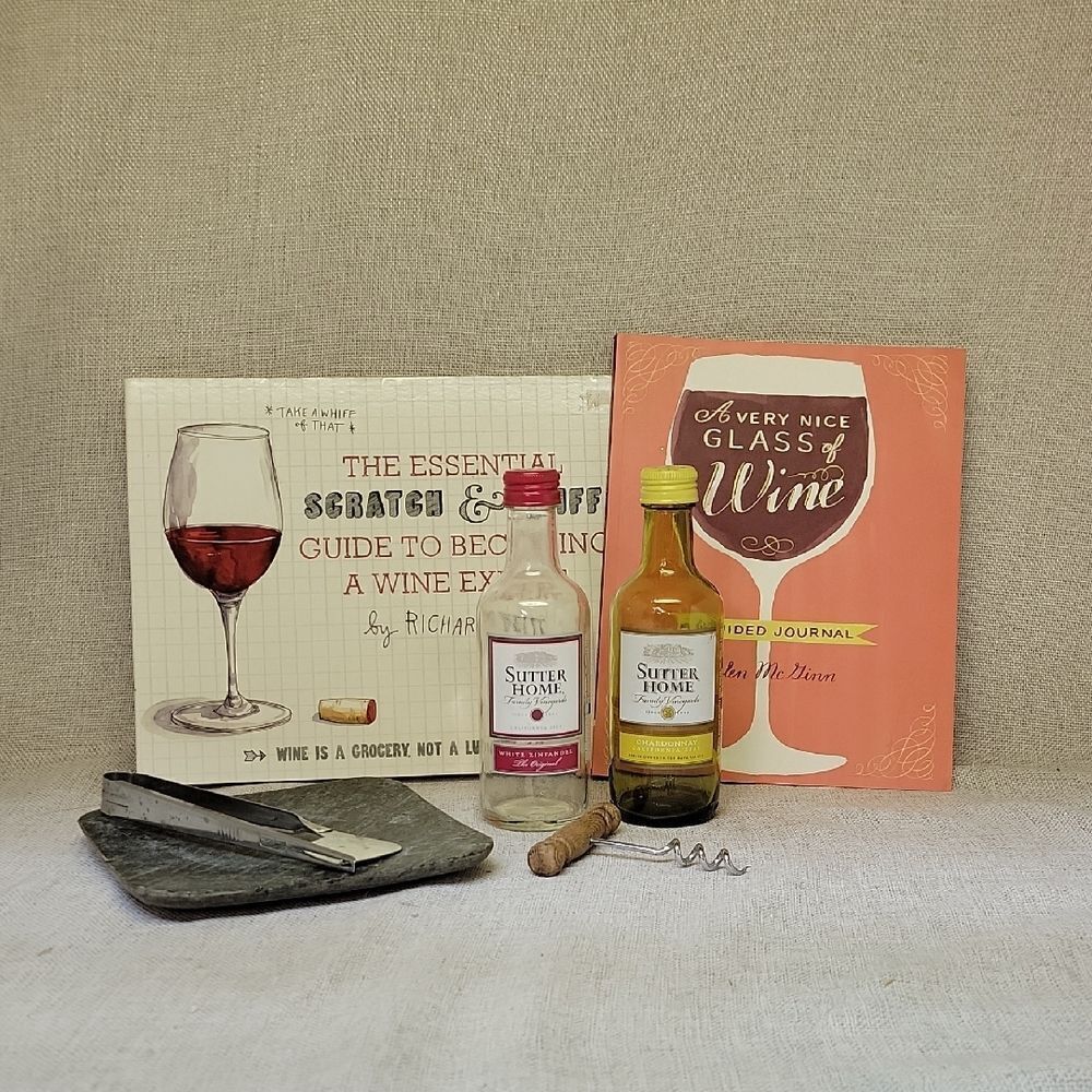 Wine Bottle S&P shakers, Cork Screw,‎ Cheese Cutter W/ Tray 2 Books